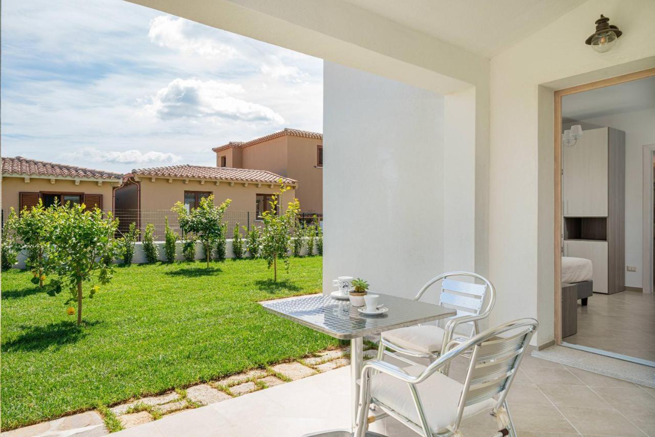 Residenza L'Alzoni Hotel San Teodoro  Exterior foto