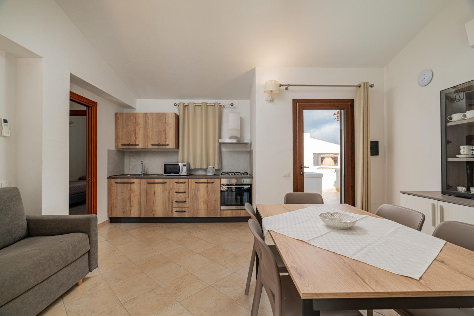 Residenza L'Alzoni Hotel San Teodoro  Exterior foto