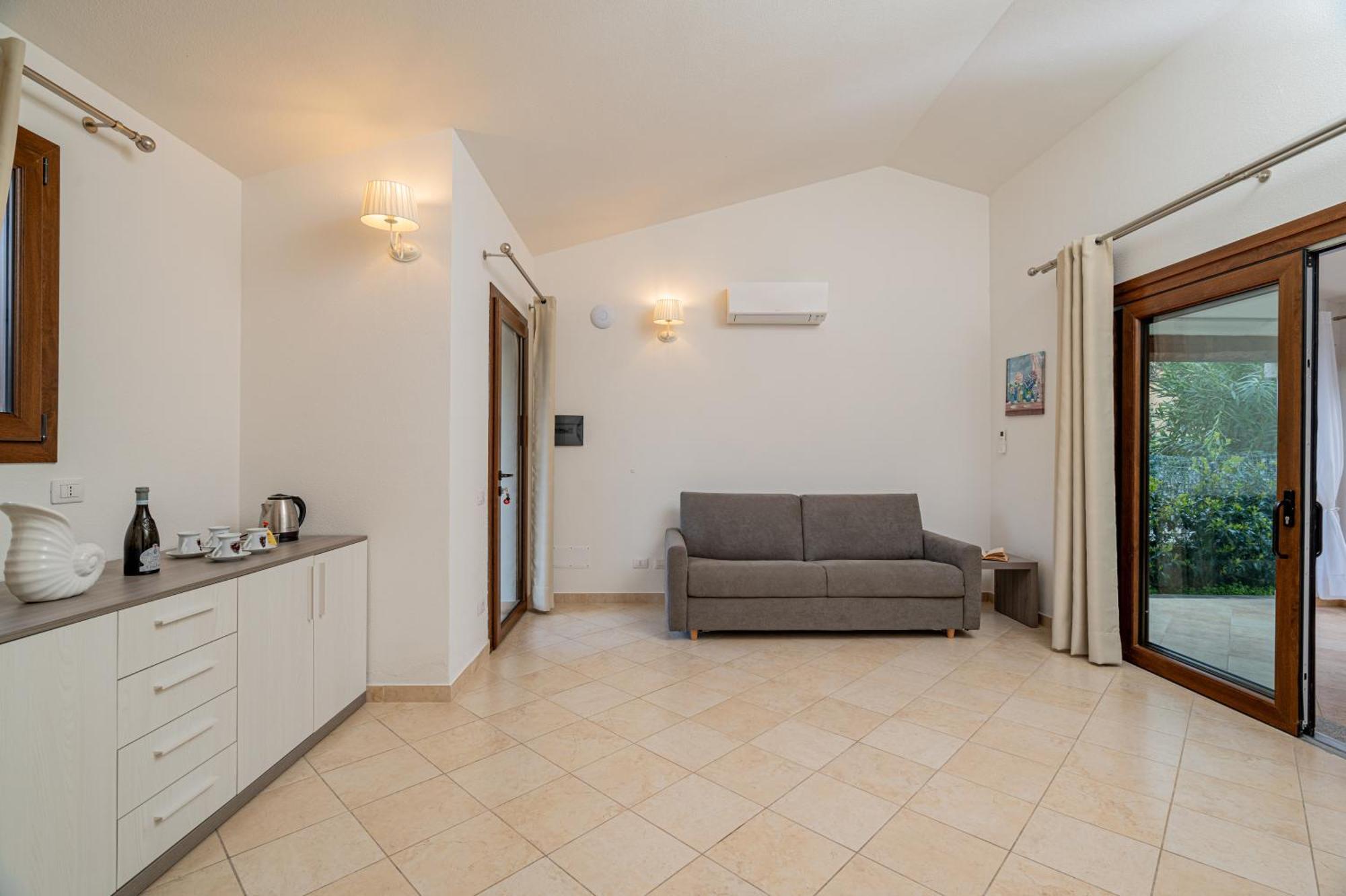 Residenza L'Alzoni Hotel San Teodoro  Exterior foto